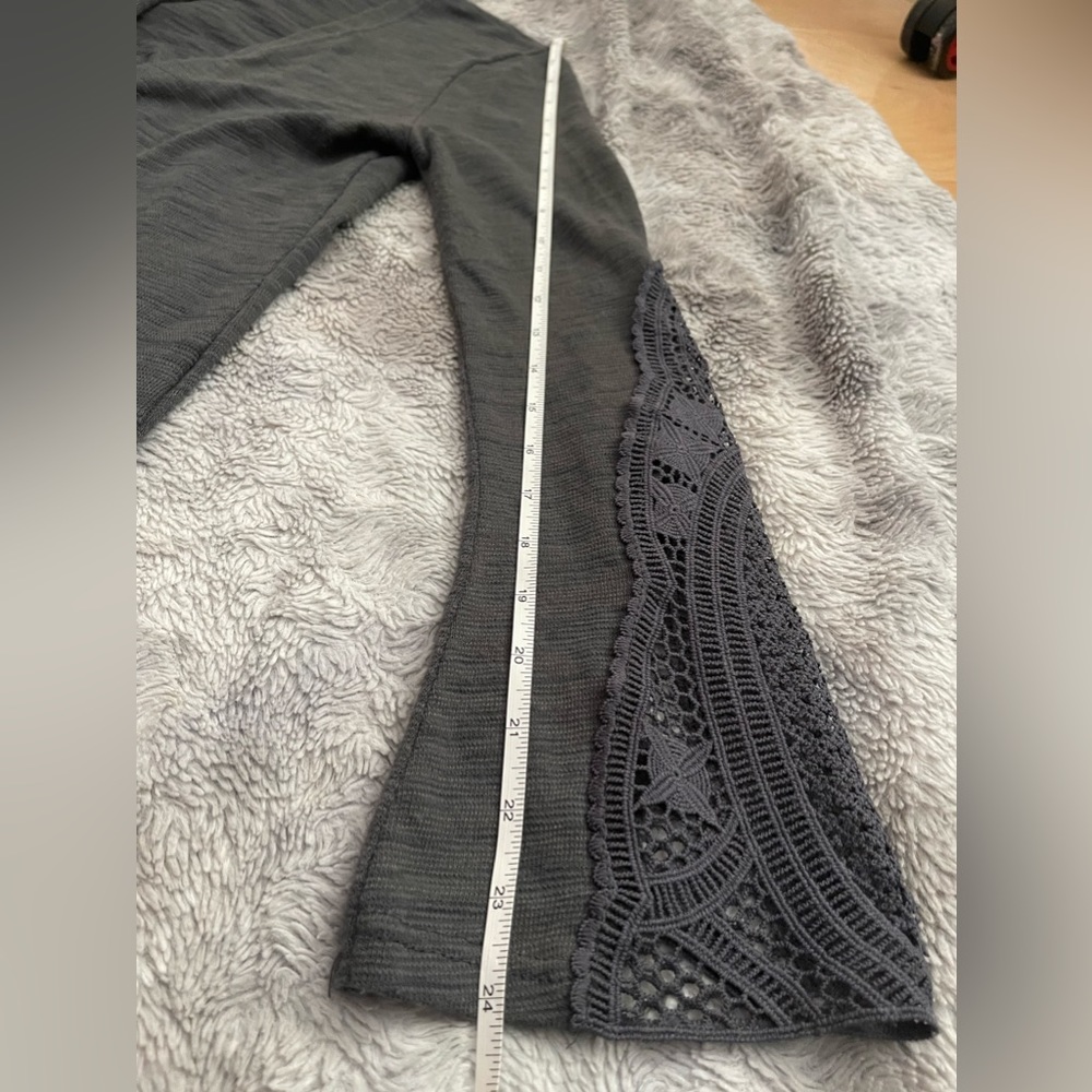 Pull&Bear size SMALL open long sleeve top gray.